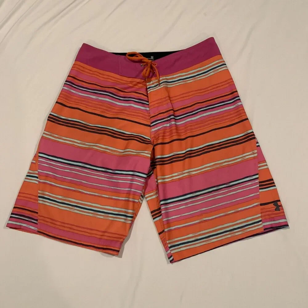 Under Armour Men's Pink Orange Striped BOARDSHORTS Sz 32 x 10 SURF SWIM TRUNKS